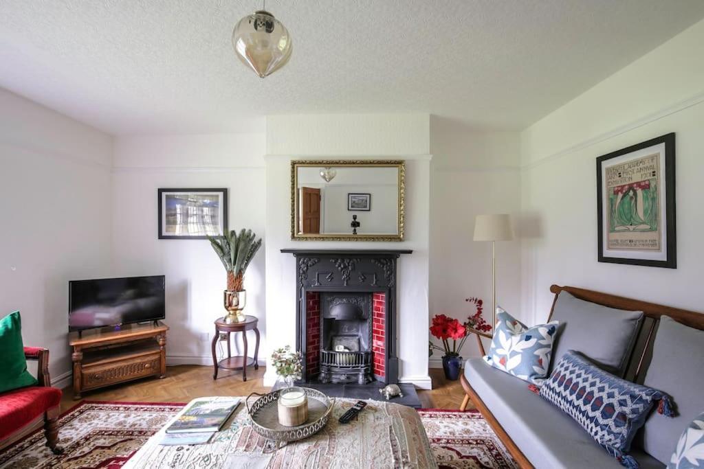 Duke Of York Cottage, Port Sunlight - Stanley-Stays Уиръл Екстериор снимка